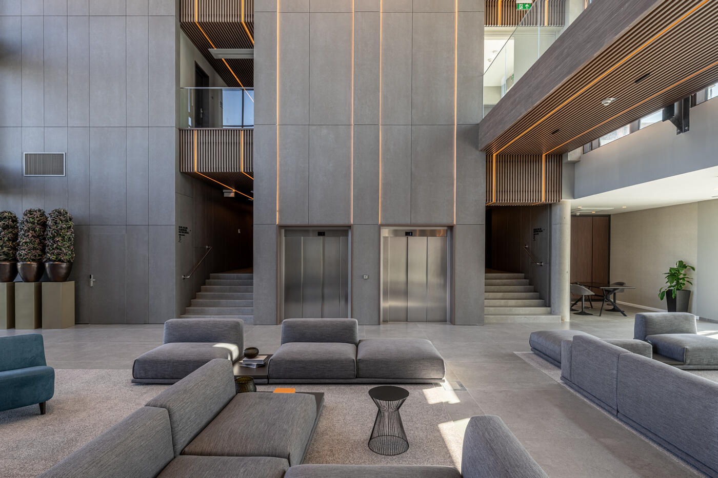 Lobby & Common Areas